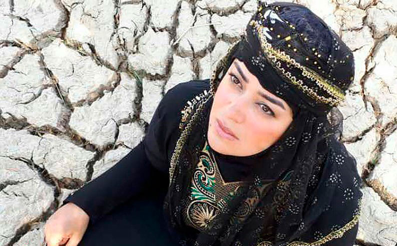 الهام چرخنده در نقش رئیس منافقین الهام چرخنده در نقش رئیس منافقین