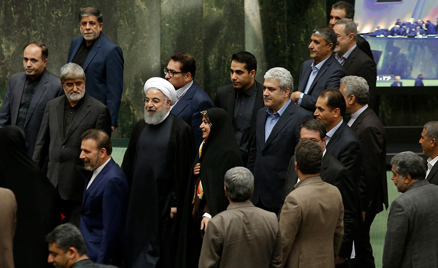 حاشیههای مجلس در روز رایگیری ۴ وزیر پیشنهادی دولت حاشیههای مجلس در روز رایگیری ۴ وزیر پیشنهادی دولت