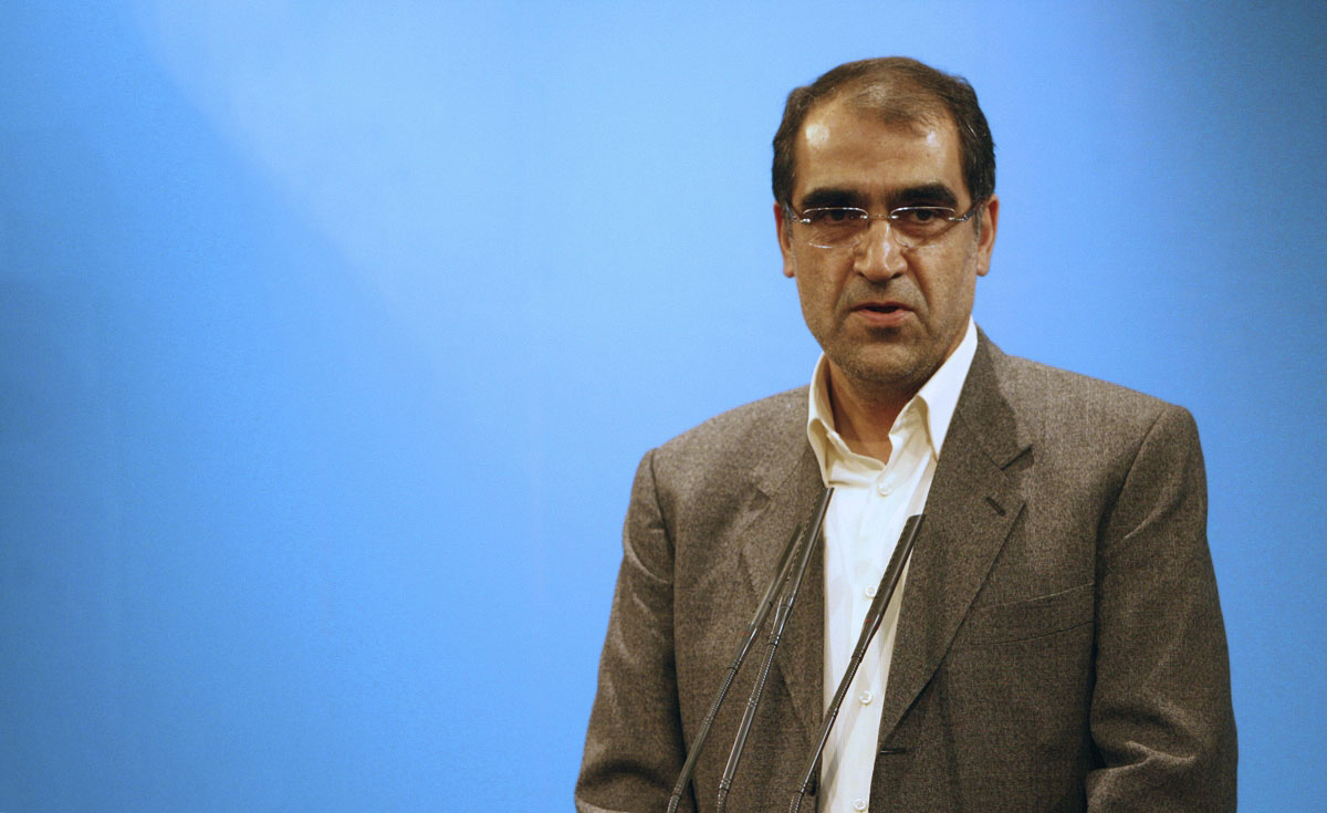 وزیر بهداشت: به تصویرم از ابتدا نگاه کنید، پیرمان کردند