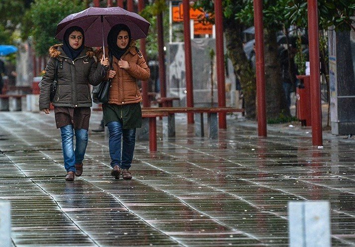 تداوم بارش باران در ۸ استان تداوم بارش باران در ۸ استان
