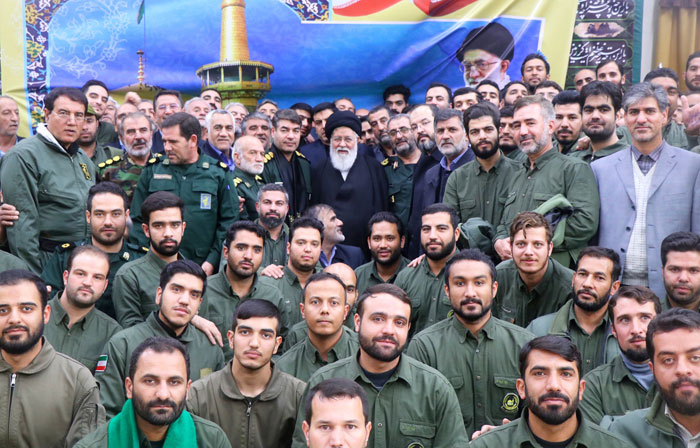 ابهام‌ها درباره تشکیل یگان تازه حفاظت از حرم رضوی