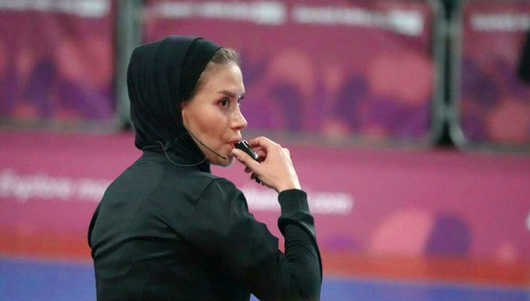 درخشش گلاره ناظمی داور زن ایرانی در آرژانتین درخشش گلاره ناظمی داور زن ایرانی در آرژانتین