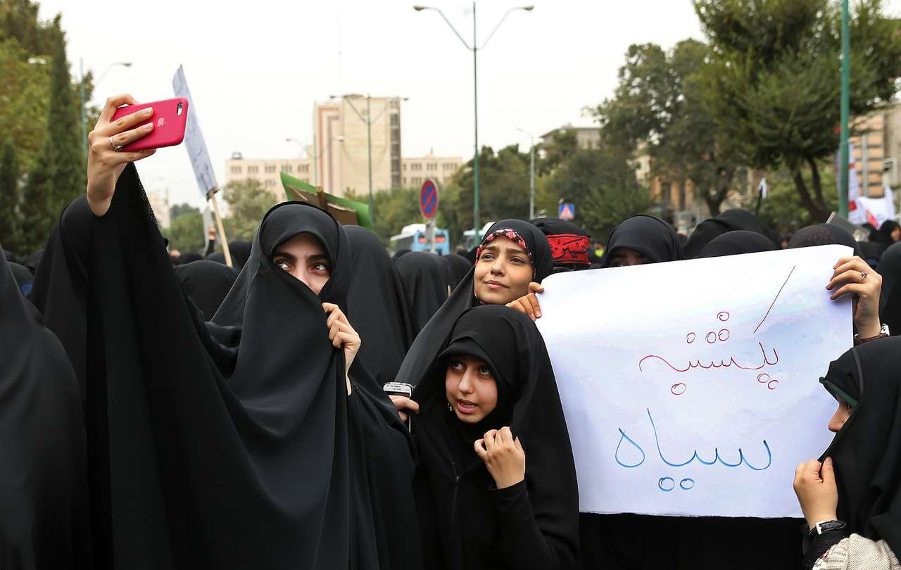 معترضان با چه ابزاری با معترضان با چه ابزاری با