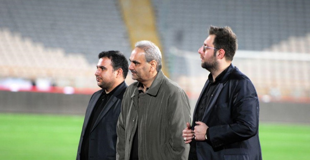 چرا پسر اقبال شفیع با دلخوری ورزشگاه را ترک کرد؟ چرا پسر اقبال شفیع با دلخوری ورزشگاه را ترک کرد؟