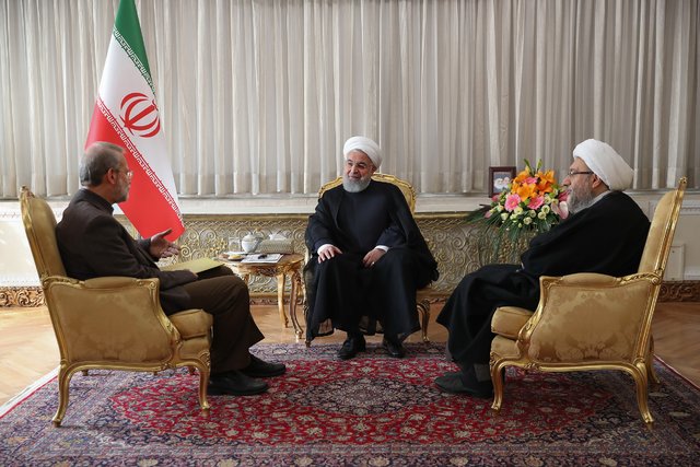 روحانی: توزیع اولین بسته حمایت غذایی دولت در آبان روحانی: توزیع اولین بسته حمایت غذایی دولت در آبان