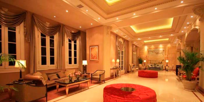 کاخ‌نشینی در چهار برج لاکچری تهران با امکانات‌ عجیب!