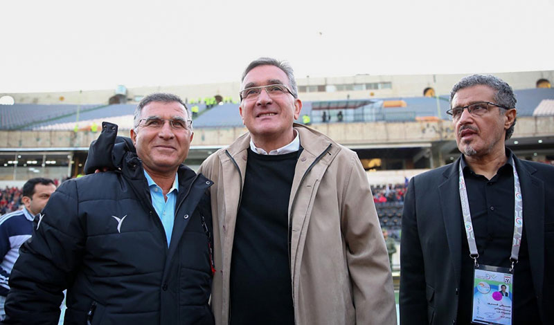 پرسپولیس ۲ -پیکان ۱؛ اعتراض آقا معلم به داوری پرسپولیس ۲ -پیکان ۱؛ اعتراض آقا معلم به داوری