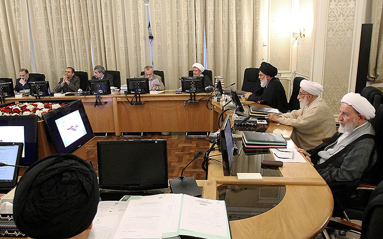 حفظ نظام با شمشیر ممکن نیست حفظ نظام با شمشیر ممکن نیست