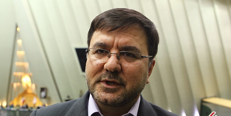 عذرخواهی وزیر اقتصاد از نماینده سراوان عذرخواهی وزیر اقتصاد از نماینده سراوان