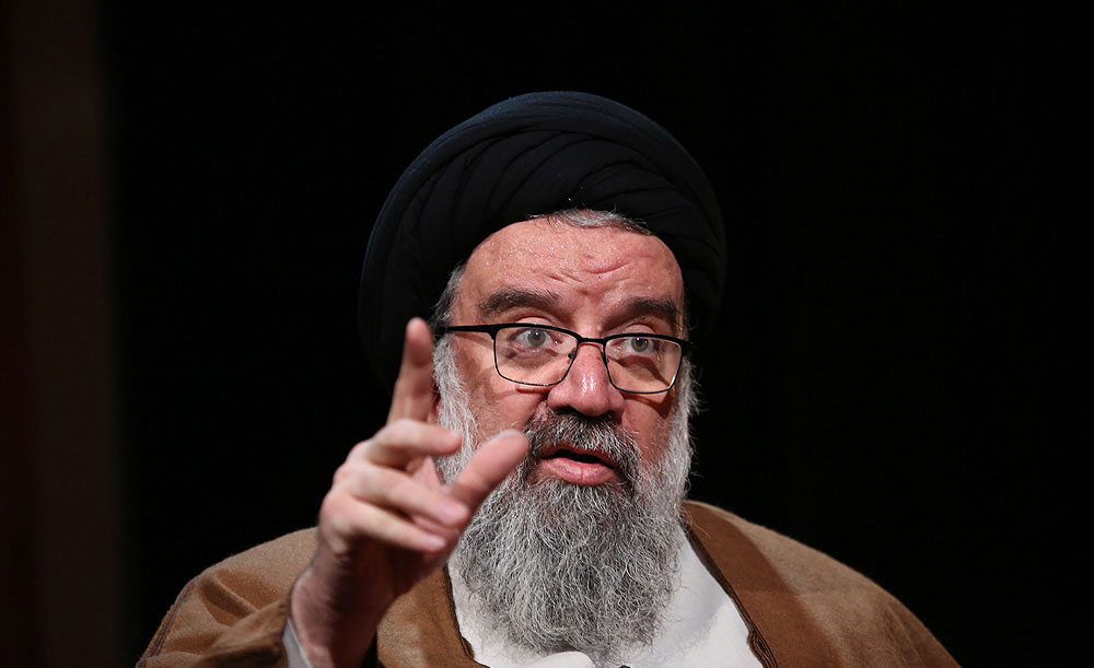 سید احمد خاتمی: تلگرام طلایی و هاتگرام مصداق «حیل الربا» بودند/ مجلس خبرگان درصدد مچگیری رئیسجمهور نبود/ هر روز قیمت اجناس را میپرسم/ برای هیچکدام از دامادهایم اقدامی نکردم که شغلی پیدا کنند سید احمد خاتمی: تلگرام طلایی و هاتگرام مصداق «حیل الربا» بودند/ مجلس خبرگان درصدد مچگیری رئیسجمهور نبود/ هر روز قیمت اجناس را میپرسم/ برای هیچکدام از دامادهایم اقدامی نکردم که شغلی پیدا کنند