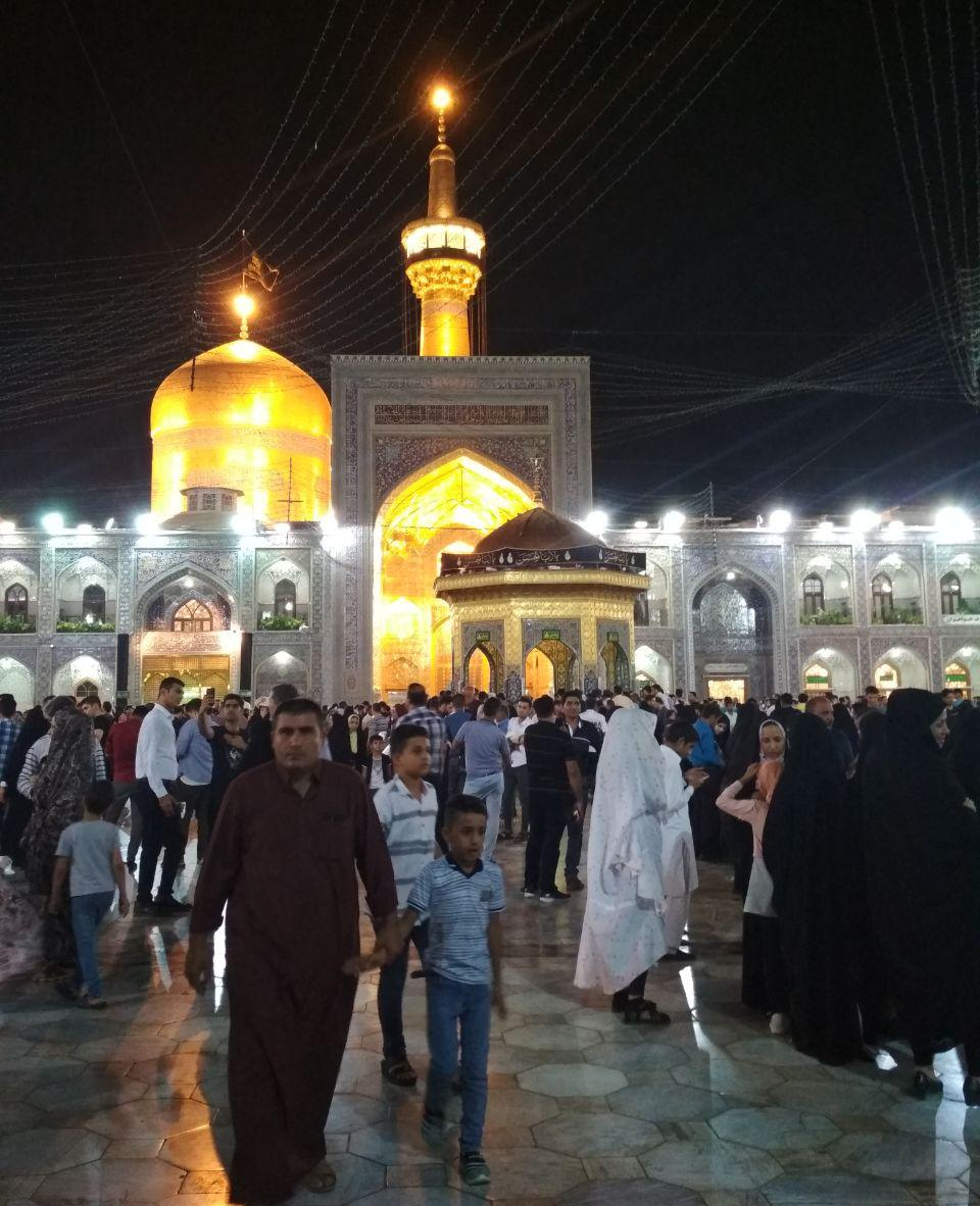 تاکسی پربرکت خانم شوفر