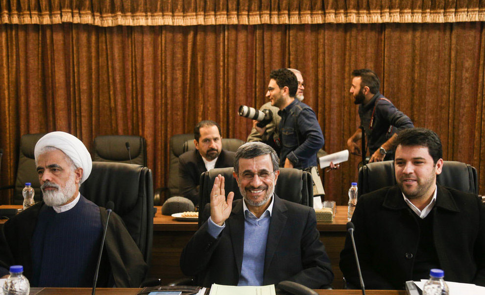 چرا روحانی دوسال است به جلسات مجمع نمی‌رود؟