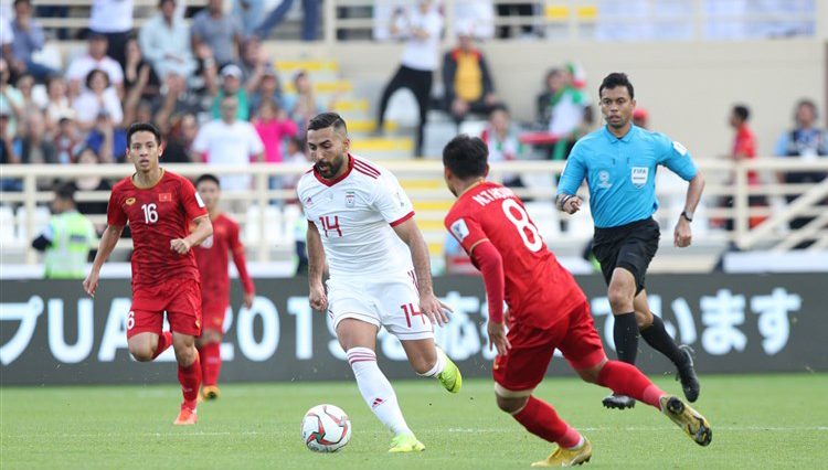 ۴ بازیکن چین روی بُرد ایران شرط بسته بودند! ۴ بازیکن چین روی بُرد ایران شرط بسته بودند!
