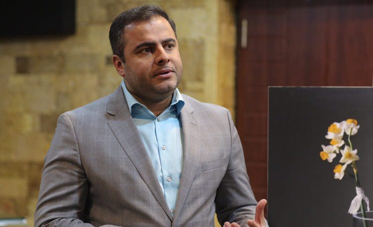 فرزند عارف: همایون شجریان هم «ژن خوب» دارد