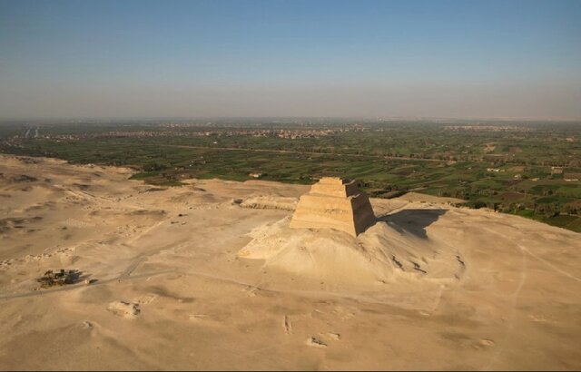 کشف اسکلت دختر ۱۳ ساله در کنار هرم مصر