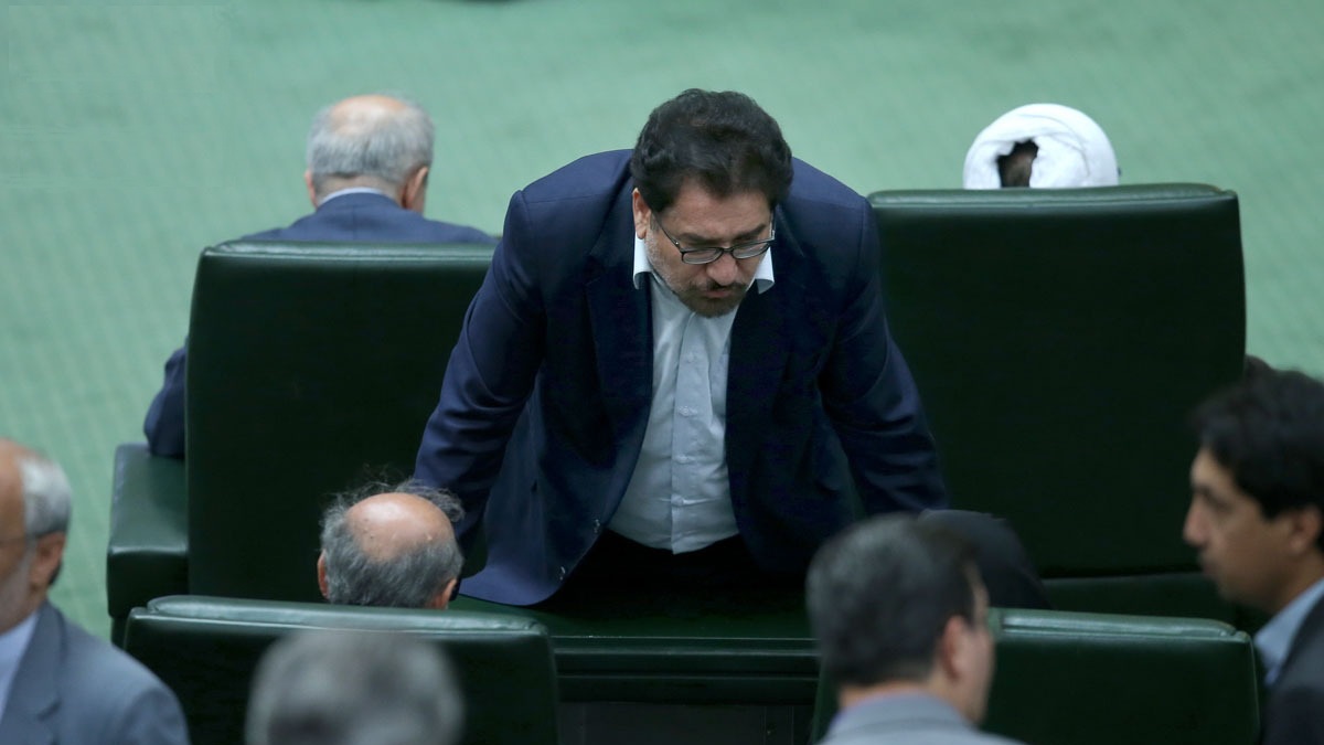 بگو مگو در مجلس 