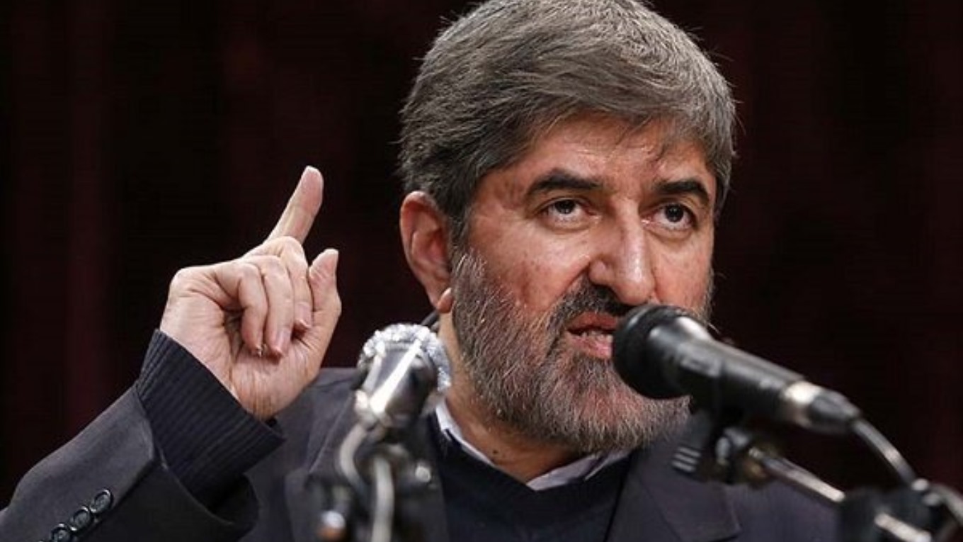 مطهری: حجاب اختیاری به برهنگی کامل می‌رسد