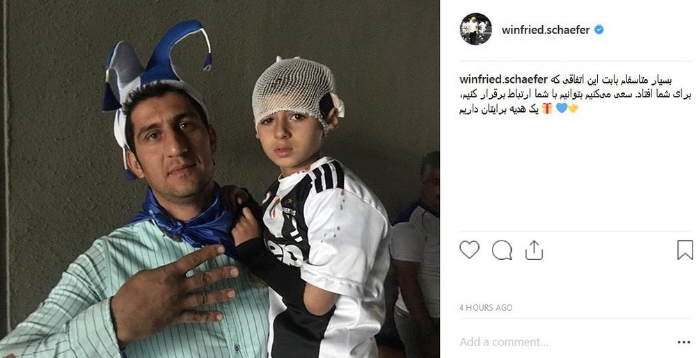 (تصویر) شفر به دنبال هوادار استقلال‌