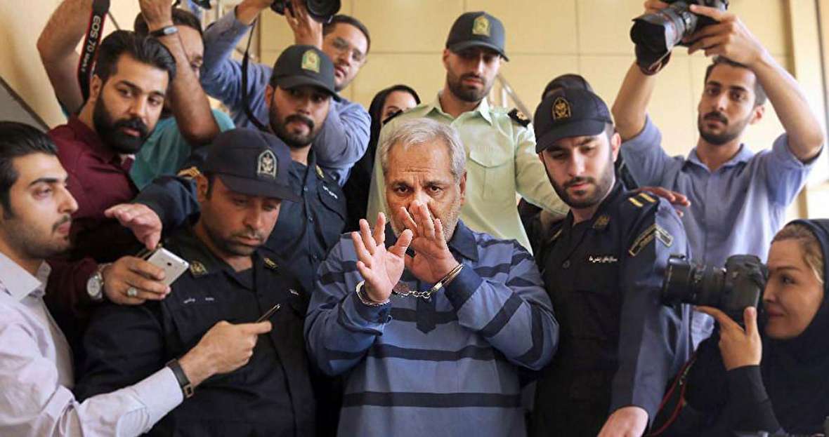 اکران «رحمان ۱۴۰۰» متوقف شد؛ منوچهر هادی: هیج باکی نیست! اکران «رحمان ۱۴۰۰» متوقف شد؛ منوچهر هادی: هیج باکی نیست!