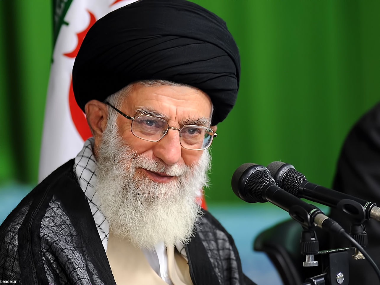 کمک ۴ میلیارد ریالی رهبر انقلاب برای آزادی زندانیان نیازمند کمک ۴ میلیارد ریالی رهبر انقلاب برای آزادی زندانیان نیازمند