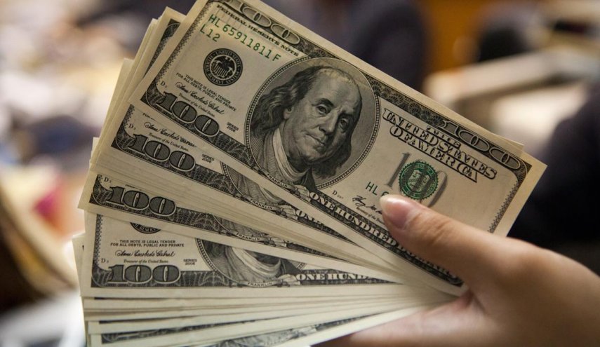 قیمت دلار؛ کشمکش آرام در مرز ۱۴