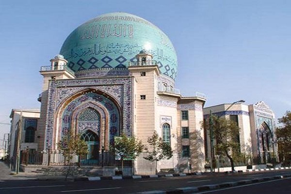 حسینیه ارشاد در دست‌ روحانیت سنتی‌