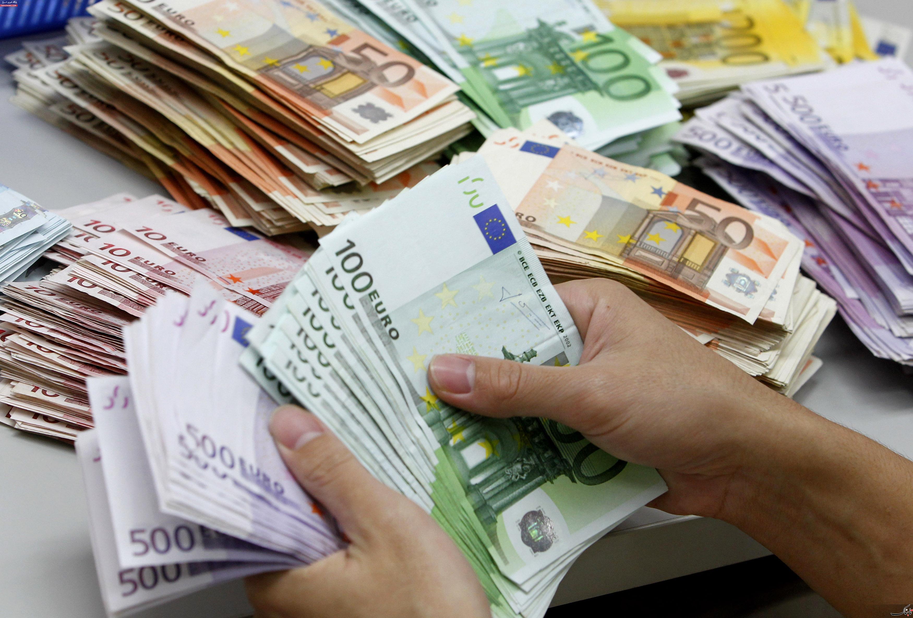 چه تعداد اسکناس یورو در جهان وجود دارد؟