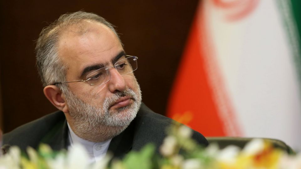 کنایه دوپهلوی آشنا به خاتمی و قالیباف
