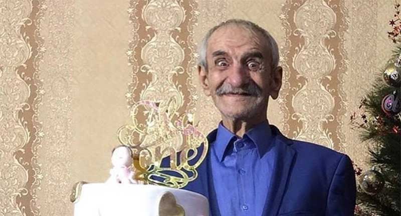پسر احمد پورمخبر: پدرم گدایی نکرده و آلزایمر دارد