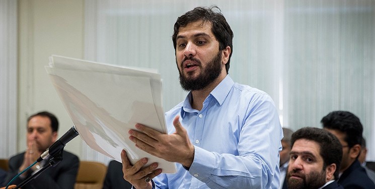واکنشهای تند به ویدئویی از هادی رضوی در حال تفریح واکنشهای تند به ویدئویی از هادی رضوی در حال تفریح