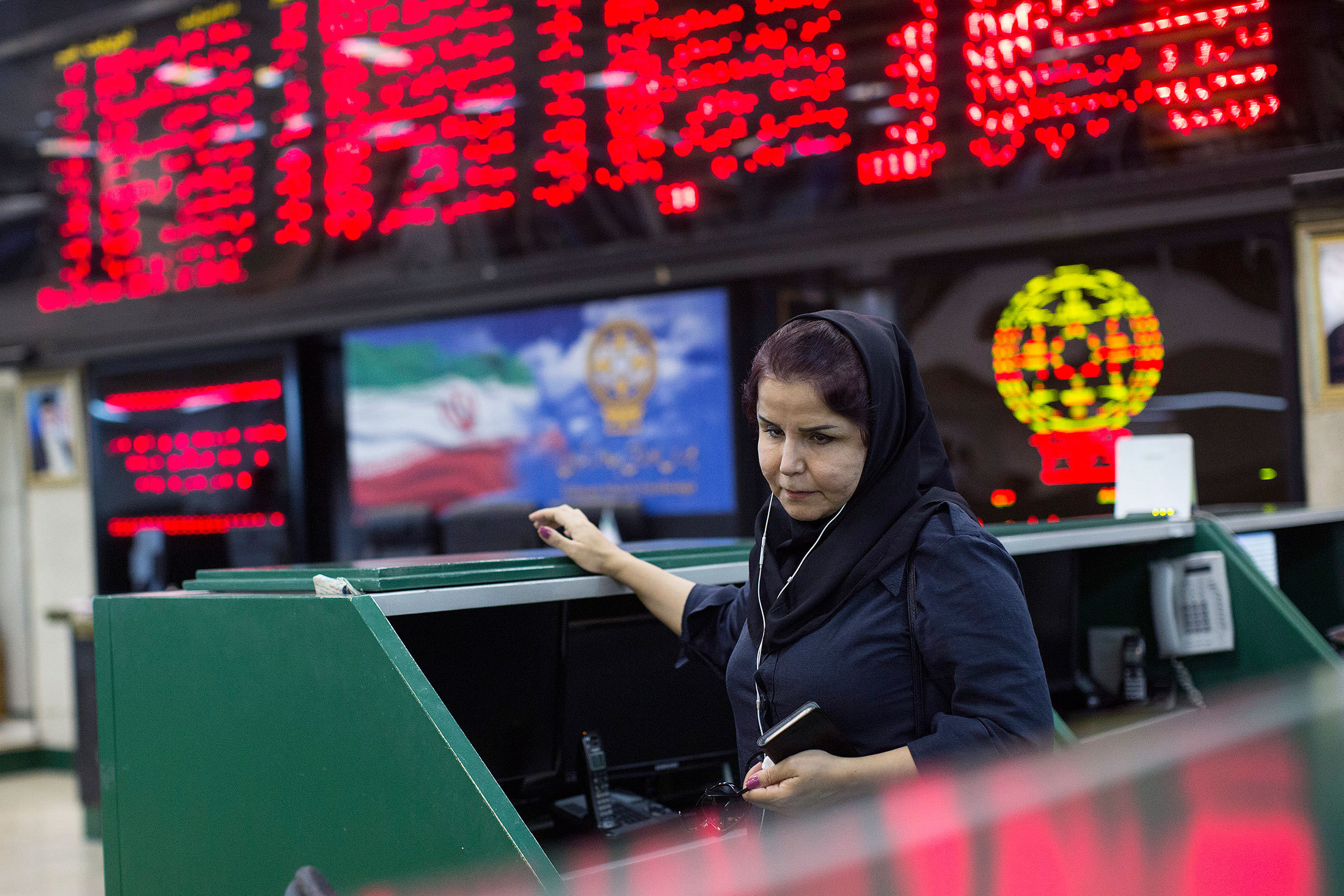 بازدهی ۴۰ درصدی بورس تهران از ابتدای سال تاکنون بازدهی ۴۰ درصدی بورس تهران از ابتدای سال تاکنون