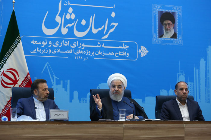 حاشیه‌سازی تازه روحانی!/ واکنش‌ها به ادعاهای اقتصادی رییس‌جمهور