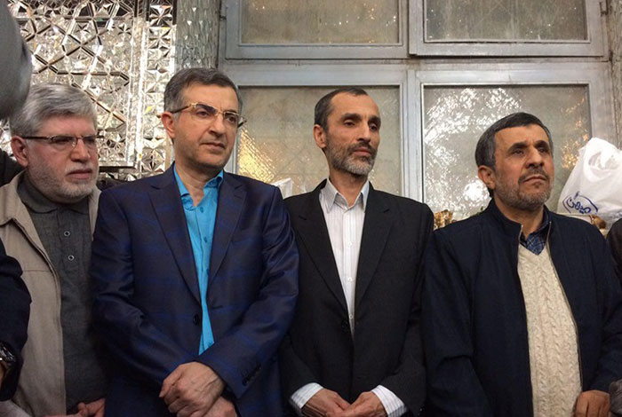 سکته یار حاشیهساز احمدینژاد سکته یار حاشیهساز احمدینژاد