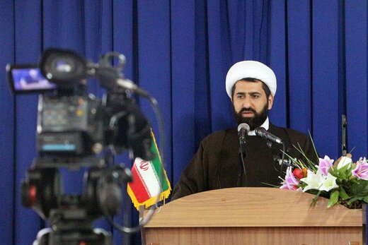 واکنش یک امام جمعه به موزیک ویدئو «کوچه نسترن»