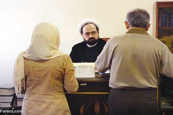 زن میانسال: شوهرم با دختر ۲۵ساله ازدواج کرده است