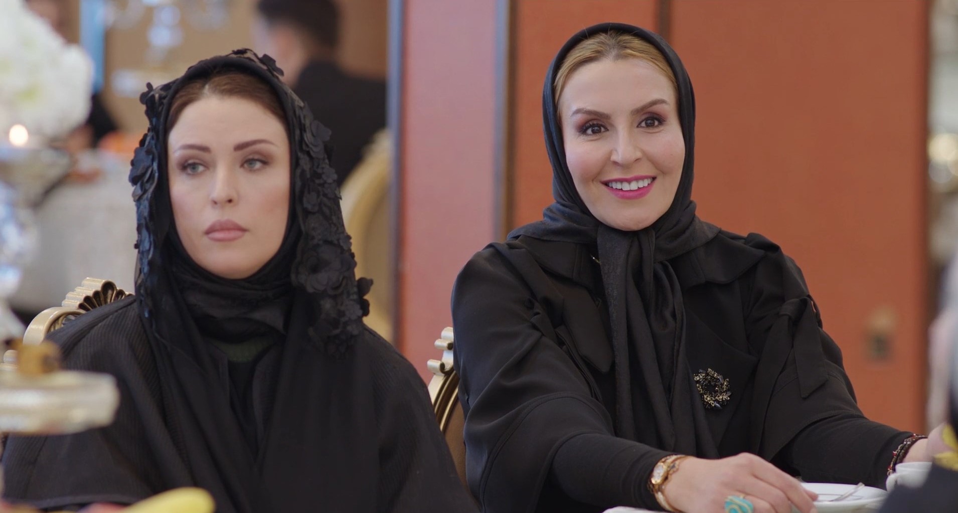 قسمت ۱۵ هیولا و گریز ناخواستهی آقای شرافت قسمت ۱۵ هیولا و گریز ناخواستهی آقای شرافت