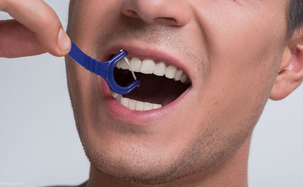 ۷ روش ساده و طبیعی برای سفیدتر کردن دندانها ۷ روش ساده و طبیعی برای سفیدتر کردن دندانها