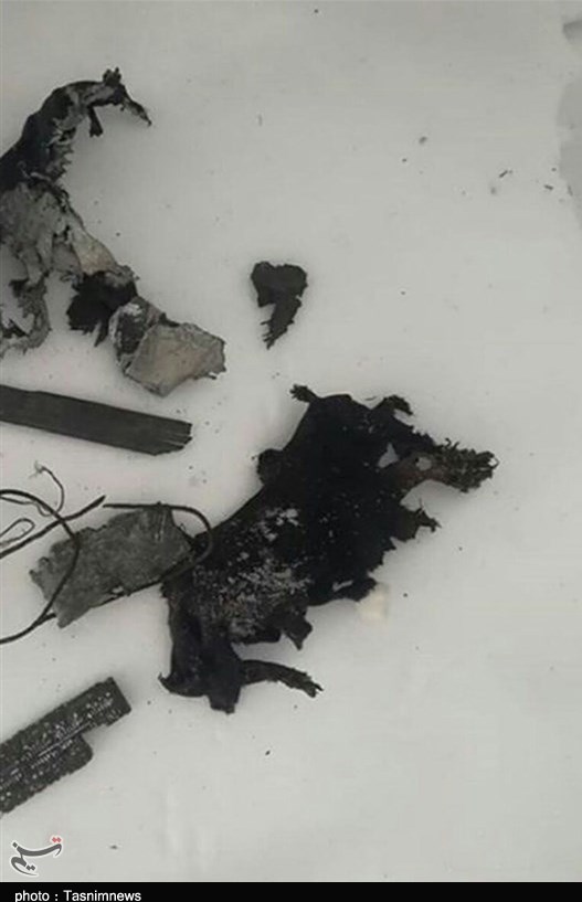 (تصاویر) قطعات کشف‌شده از محل سقوط میگ۲۹ ارتش