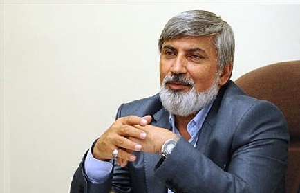 زیباکلام: مردم از تأثیر انتخابات نومیدند/ ترقی: بهمن ماه فصل تغییر در تردید مردم است