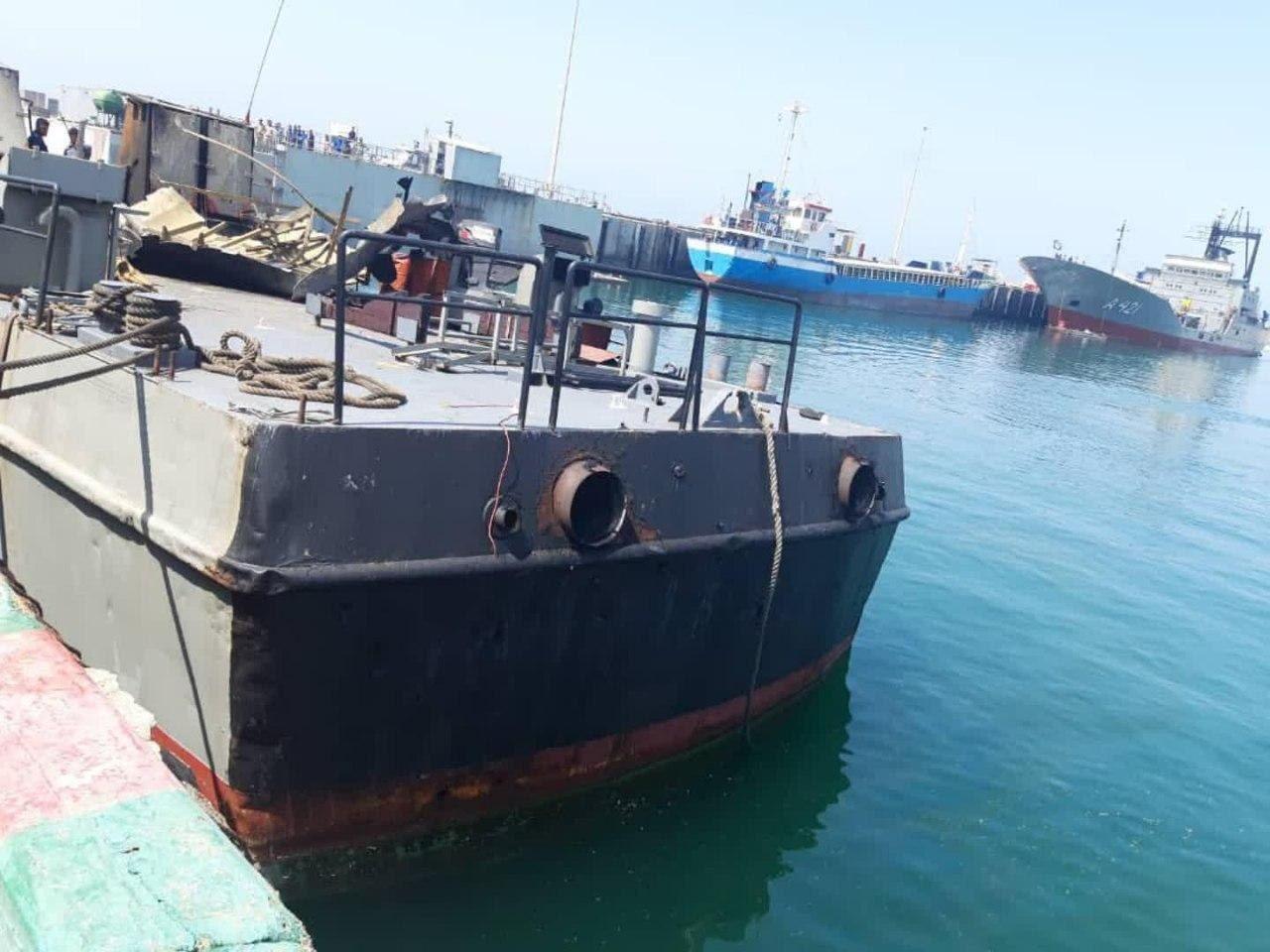 سانحه برای شناور «کنارک» نداجا/ شهادت ۱۹ نفر و مجروح شدن ۱۵ نفر از کارکنان ارتش