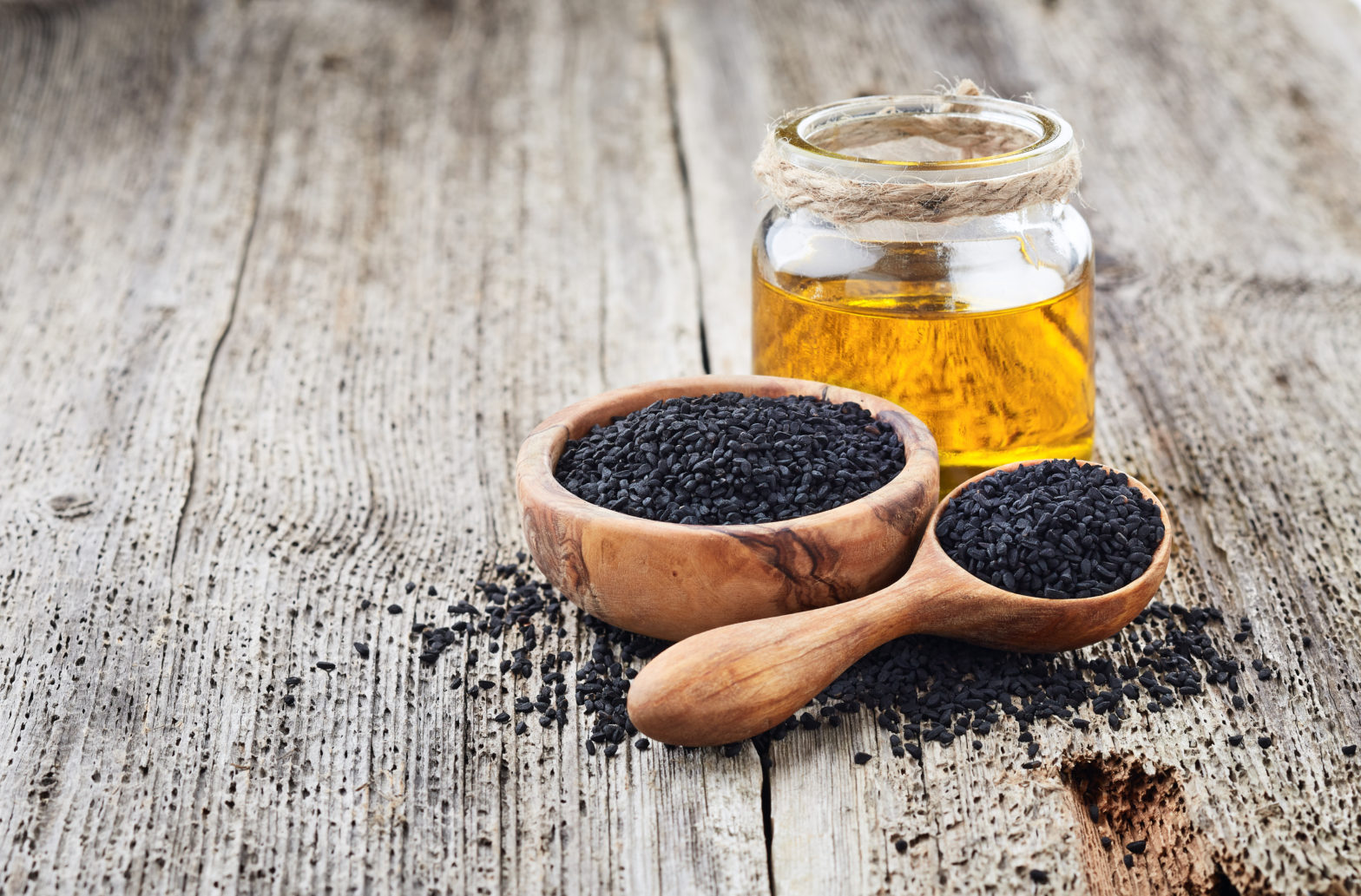 فواید روغن سیاه دانه و راز سلامتى آن فواید روغن سیاه دانه و راز سلامتى آن
