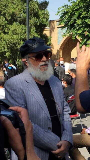 مراسم تشییع و خاکسپاری محمد علی کشاورز