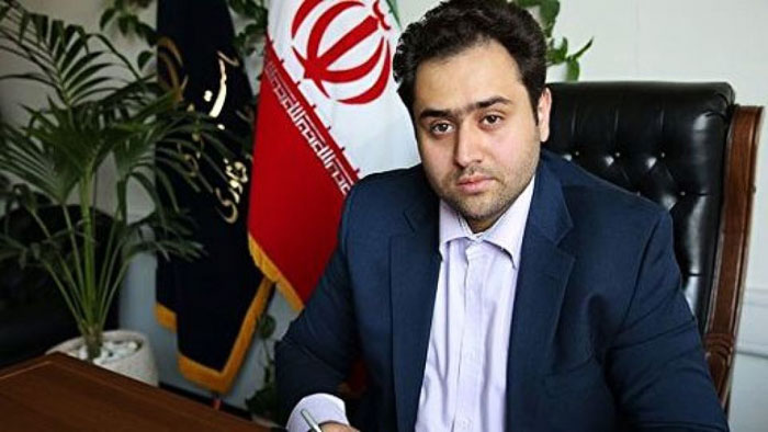 داماد حاشیهساز روحانی؛ مهدیزاده به دنبال استخدام در نفت؟! داماد حاشیهساز روحانی؛ مهدیزاده به دنبال استخدام در نفت؟!