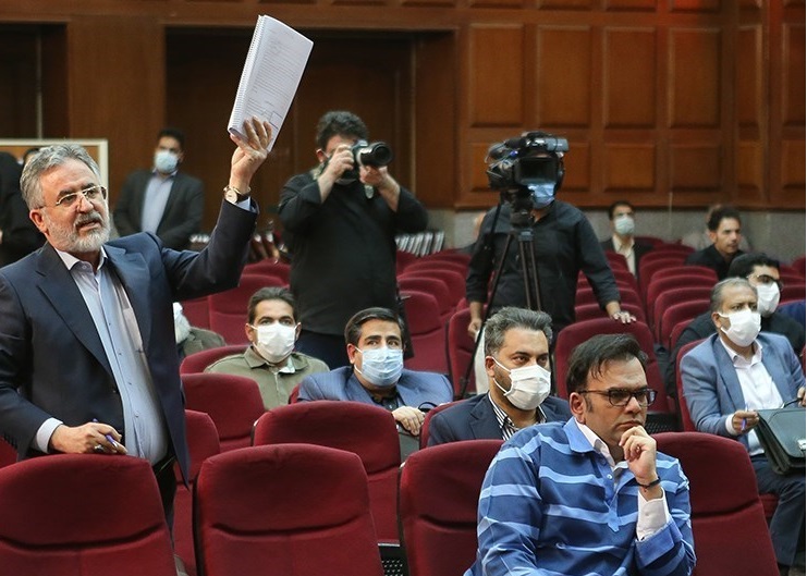 ماجرای چپاول بانک سرمایه توسط باند امامی