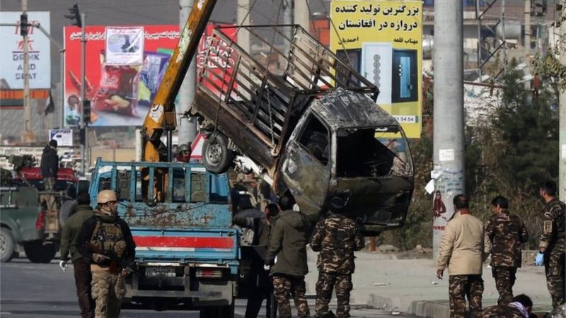پرتاب ۱۴ موشک به کابل / ۳ نفر کشته و ۱۱ نفر زخمی شدند