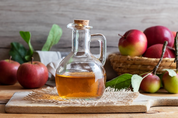 سرکه سیب و خواص شگفت انگیز آن در سلامت، درمان و زیبایی