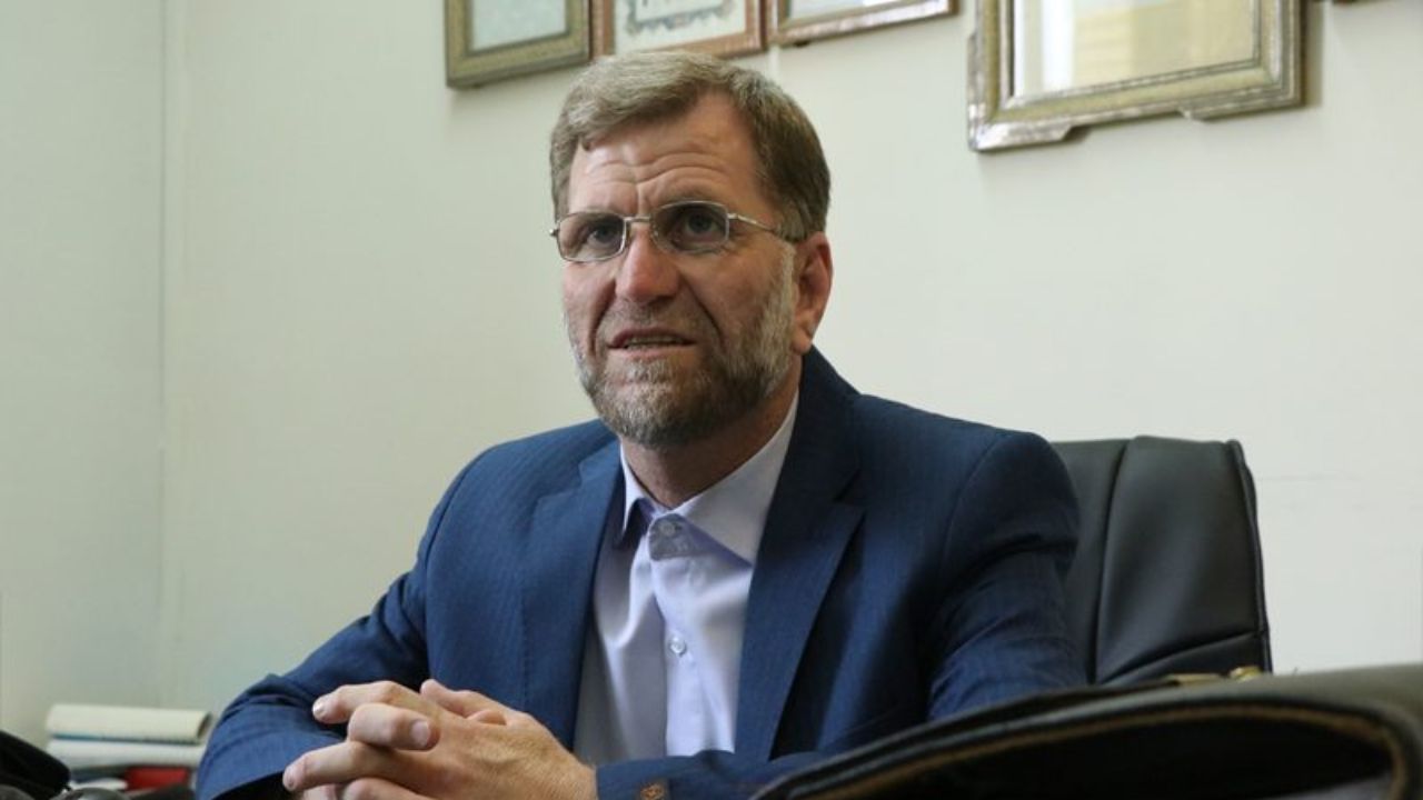 نامزدهای ریاست جمهوری شعارهای عوام فریمانه سر میدهند/ با این وعدهها تورم ۱۰۰ درصدی در راه است نامزدهای ریاست جمهوری شعارهای عوام فریمانه سر میدهند/ با این وعدهها تورم ۱۰۰ درصدی در راه است
