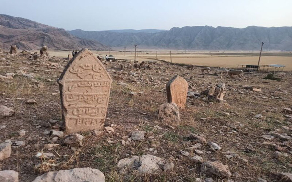 آثار تاریخی