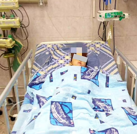 (ویدئو) پرت کردن دختر سه ساله به قفس خرس توسط مادر