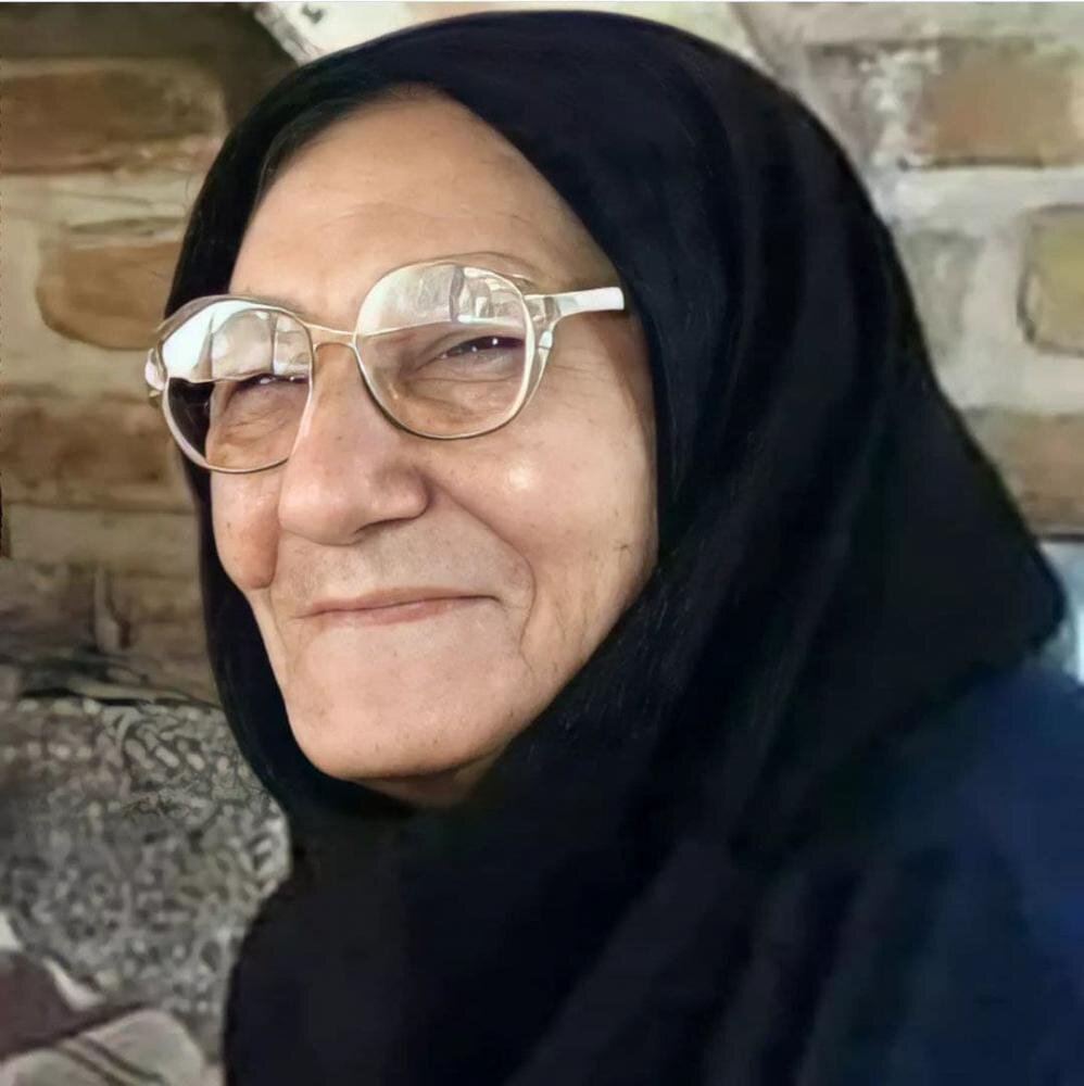 (تصاویر) هنرمندان سینما و تلویزیون که سال ۱۴۰۰ از بین ما رفتند